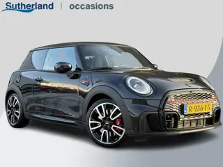 Mini Mini 2.0 John Cooper Works Essential 230pk | Panoramadak | Stoelverwarming |