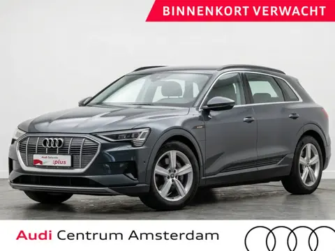 Audi e-tron 55 quattro Business edition Plus 95 kWh 408pk | Panoramadak | Lederen bekleding | Parkee