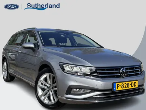 Volkswagen Passat 1.5 TSI R-Line Business + 150pk Adaptieve Cruise | Elektrische Achterklep | Stoelv