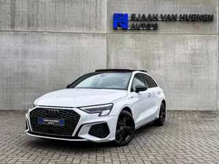 Audi A3 Sportback 40TFSI e 204pk S-Tronic Competition S Edition S-Line Pano|S-Kuipstoel|Ambiance|Mat