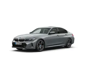 BMW 3-serie 330e M-Sport | 19" | Harman Kardon | Schuifdak | Camera