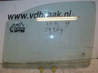 Hyundai H200 1997-1999 Links voor raam