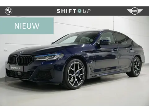BMW 5-serie 530e xDrive M-Sport | Schuifdak | Nappa leder | CoPilot | Laser