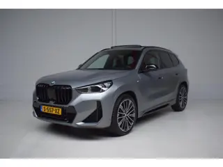 BMW X1 SDrive18i N-TYPE ORG.NED / NAP / CAMERA / HEAD-UP / EL.TREKHAAK / HARMAN-KARDON / SFEERVERLIC