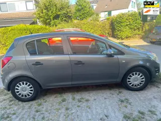 Opel Corsa 1.0-12V Selection