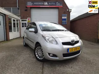 Toyota Yaris 1.3 VVTi Dynamic, 1e Eigenaar, Dealer onderhouden, Automaat!
