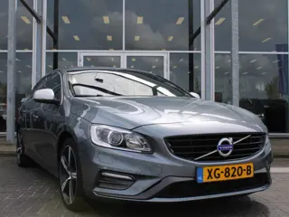 Volvo V60 D4 191PK Business Sport | Org. NL | Verw. Voorstoelen | Cruise Control | Trekhaak | Navi |