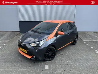 Toyota Aygo 1.0 VVT-i x-JBL | Origineel NL en 1e Eigenaar | Trekhaak