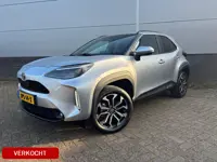 Toyota Yaris Cross 1.5 Hybrid 115 Dynamic Limited PDC voor + achter etc. VERKOCHT!