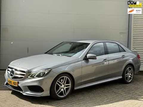 Mercedes-Benz E-klasse 200 Edition Sport Avantgarde AMG l Facelift l Xenon l Harman Kardon l Stoelko