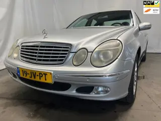 Mercedes-Benz E-klasse 240 Avantgarde - Motor Loopt Onregelmatig - Roest - Schade