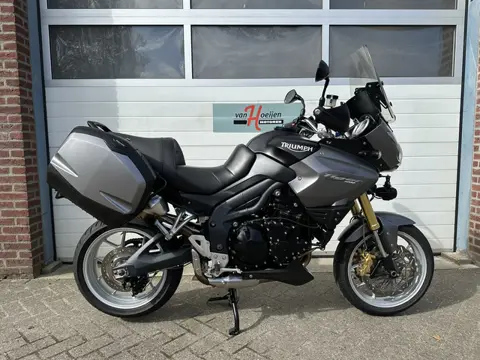 Triumph TIGER 1050 SE ABS (bj 2011)