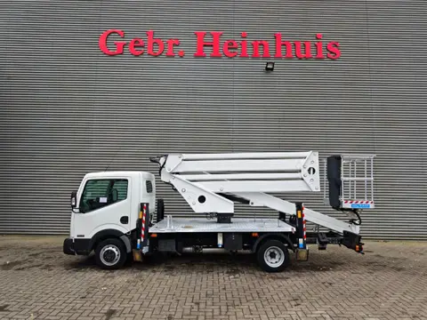 Nissan Cabstar 35.12 NT400 CTE ZED 20.2HV (bj 2015)