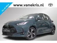 Toyota Yaris 1.5 Hybrid 115 Dynamic, €1500,- Inruilpremie, BSM, Sensoren, Stuur & Stoelverwarming!