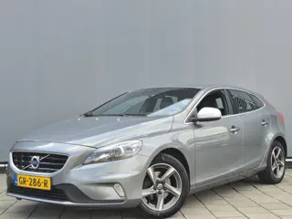 Volvo V40 BWJ 2015 | 2.0 D2 120PK R-Design | TREKHAAK | CLIMA | STOEL&VOORRAAM VERW | PDC | 17'' LMV