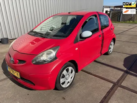 Toyota Aygo 1.0-12V-nieuwe apk keuring