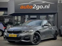 BMW 3 Serie Touring 330e eDrive AUT8 M-SPORT PANODAK LEDER NAVI CAMERA DIGI-DASH APPLE-CARPLAY  LEDL