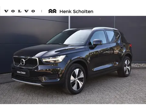Volvo XC40 T2 Momentum | Automaat | Navigatie | Parkeercamera | Parkeersensoren voor en achter | App