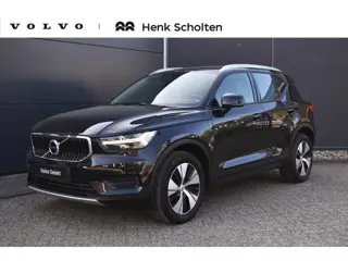 Volvo XC40 T2 Momentum | Automaat | Navigatie | Parkeercamera | Parkeersensoren voor en achter | App