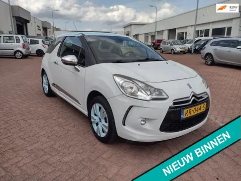 Citroen DS3 1.6 So Chic in Black MOOIE AUTO BEL 0619590613