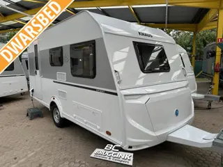 Knaus Sport 420 QD Dwars Bed 210 CM LANG!