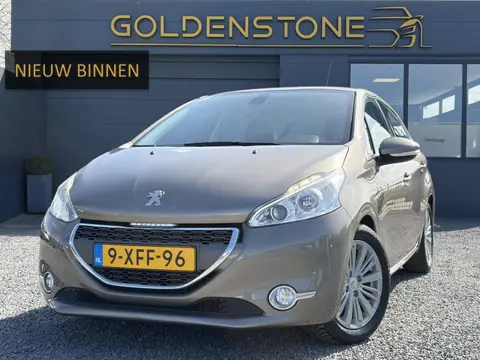 Peugeot 208 1.4 VTi Allure 2e Eigenaar,Clima,Cruise,5 Deurs,Trekhaak,Pdc,Lm velgen,95pk,Apk tot 09-2