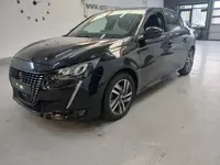 Peugeot 208 1.2 PureTech Allure 100pk / Open & Go Keyless Entry Apple CarPlay Android Auto