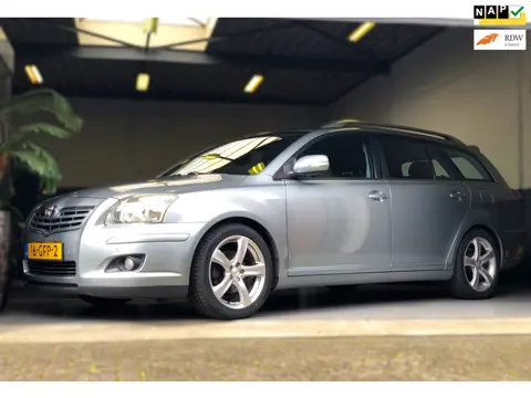 Toyota Avensis Wagon 1.8 VVTi/NAVI/TREKHAAK/PDC/TOPSTAAT!