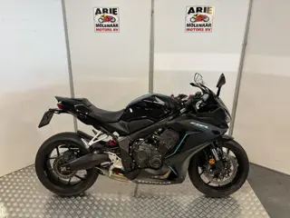 Honda CBR 650 R ABS (bj 2023)
