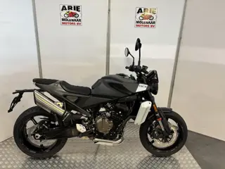 Husqvarna SVARTPILEN 801 (bj 2026)