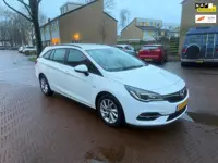 Opel Astra Sports Tourer Navigatie / Bouwjaar 2019 / Parkeersensoren / Leuke auto