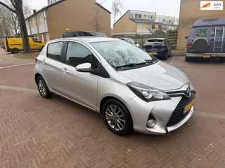 Toyota Yaris AUTOMAAT / Eerste eigenaar / 62.000 km / Volledig dealer onderhouden
