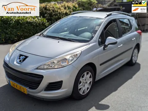Peugeot 207 SW 1.4 VTi X-line nieuwe apk trekhaak