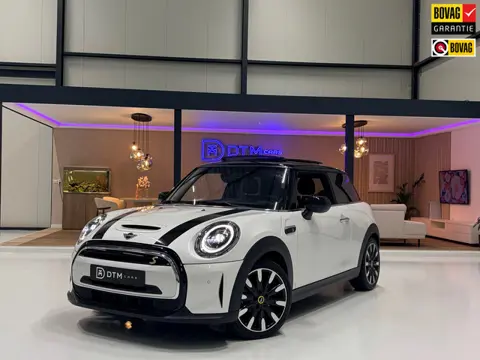 Mini Cooper SE 33 kWh Navi Pano Leder Harman/Kardon Clima Carplay Airco Full Led Sportstoelen Stoelv