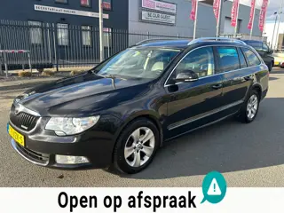 Skoda Superb Combi 1.6 TDI Greenline Tour Business Line 2012 ZWART CLIMA XENON MEMORY NIEUWE APK