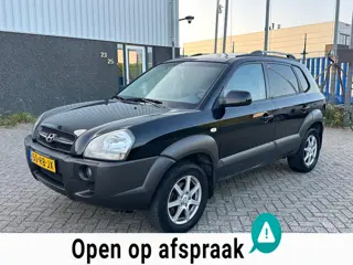 Hyundai Tucson 2.0i Dynamic 2005 Zwart Schuifdak Airco