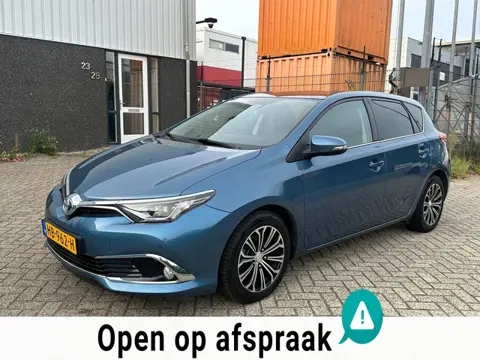 Toyota Auris 1.8 Hybrid Lease Pro 2015