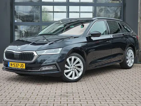 Škoda Octavia Combi 1.4 TSI iV PHEV Business Edition Plus | LED | Trekhaak | Stoelvewarming | Camera