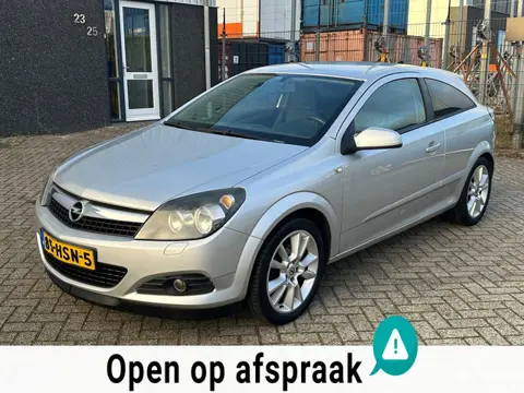 Opel Astra GTC 1.8 Business 2009 Leer Clima