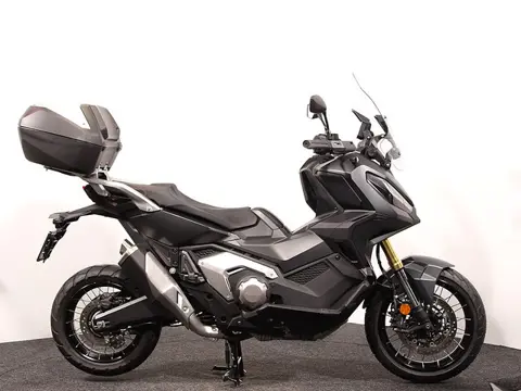 Honda X-ADV 750 (bj 2024)