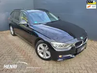 BMW 3-serie Touring 316i Business Sport Stoelverw / Trekhaak / Xenon / Navi / PDC / Clima