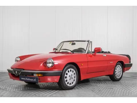 Alfa Romeo Spider 2.0 QV quadrifoglio verde slechts 75.000 KM!