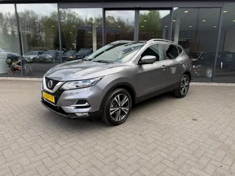 NISSAN QASHQAI 1.3 DIG-T N-Connecta,Pano,Keyless,Cam360,Navi,Carplay,Clima,Cruise,Lane Ass.,Dealer OH