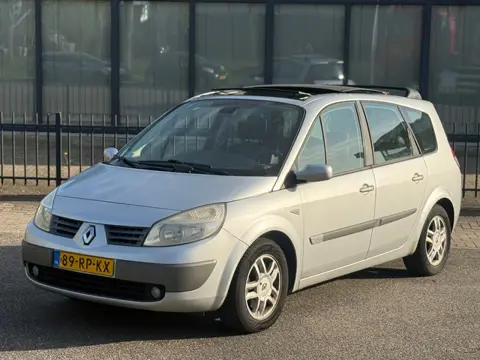 Renault Grand Scénic 2.0-16V Pano / 7 Persoons / NAP