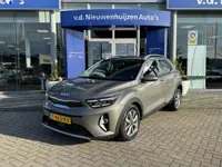 Kia Stonic 1.0 T-GDi MHEV DynamicPlusLine Fabrieksgarantie  Automaat | Trekhaak | Navigatie | Camera
