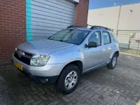 Dacia Duster 1.6 Lauréate 2wd Airco Bj:2011 NAP!