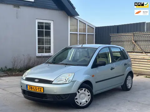 Ford Fiesta 1.4-16V Ambiente | Nieuwe APK | Goed onderhouden | El. Ramen | Lage KM NAP | Rijdt en sc