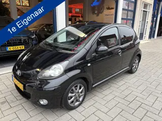 Toyota Aygo 1.0-12V Dynamic Navigator 1 EIGENAAR/NAVI/AIRCO/NAP