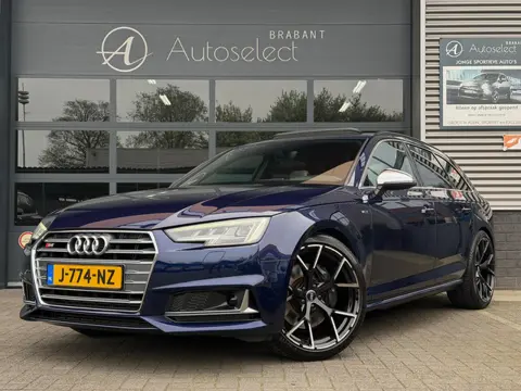 Audi S4 Avant 3.0 TFSI Quattro Pano RS Stoelen