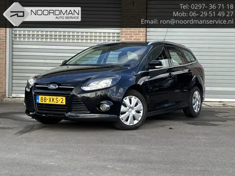 Ford Focus Wagon 1.0 EcoBoost Titanium dealer onderhouden 1e eigenaar !